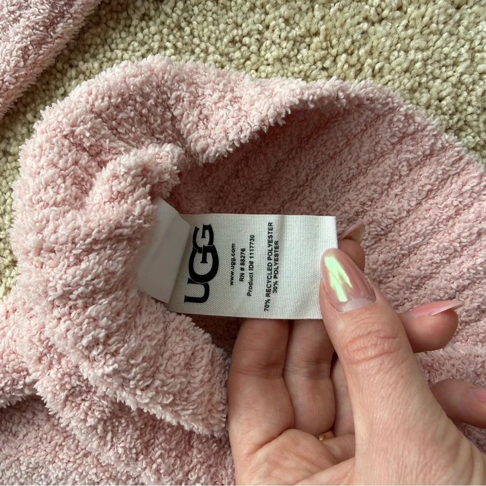 UGG Sherpa Hoodie Women’s XL Pink Plush Fleece Pullover Cozy Hooded Sweater - Picture 4 of 9